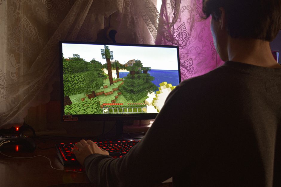 Minecraft poster met pixelart en bouwmaterialen. Minecraft poster met pixelart en bouwmaterialen.