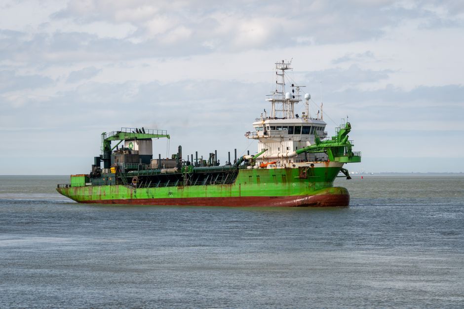 Oude scheepsplanken als duurzame badkamervloer. Oude scheepsplanken als duurzame badkamervloer.